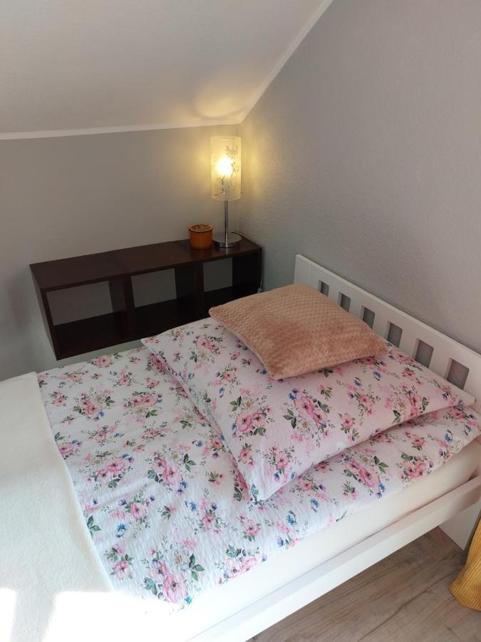 Jedrula Lägenhet Łeba Exteriör bild